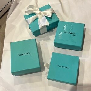 4 Tiffany boxes for gifting or decorating Christmas Tree